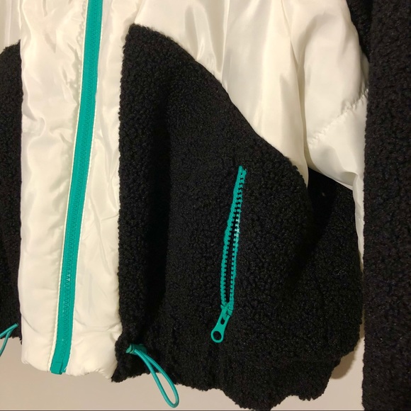 Sherpa vinyl crop zip ski style jacket - Picture 3 of 4